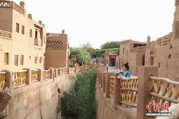 十大股票杠杆排名 砥砺奋进七十载 天山南北谱华章丨新疆吐鲁番：火焰山南北两麓的千年回响